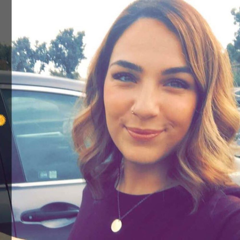 Meet your Posher, Danielle